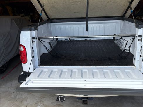 Used 2001 Ford F150 Harley-Davidson image 2