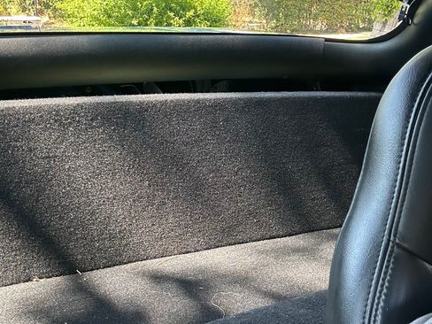Used 1999 Chevrolet Corvette Coupe w/ Lighting Pkg RWD image 18