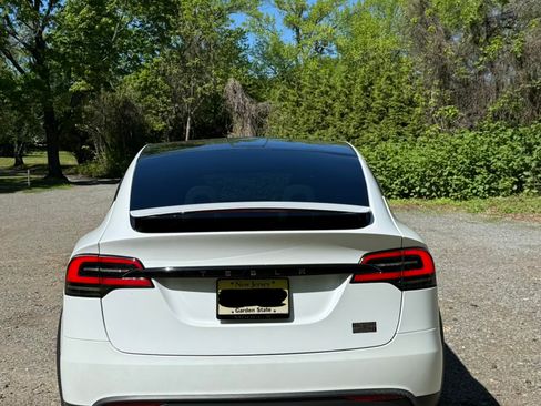 Used 2024 Tesla Model X Plaid AWD/4WD image 8