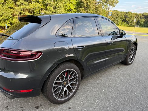 Used 2018 Porsche Macan GTS AWD/4WD image 4