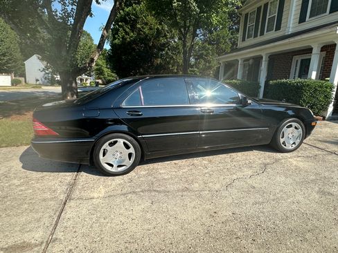 Used 2005 Mercedes-Benz S 600 image 4