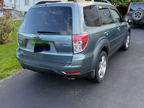 Used 2010 Subaru Forester 2.5X Limited AWD/4WD image 14