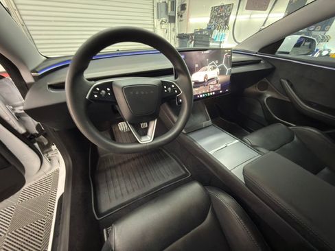 Used 2024 Tesla Model 3 Performance AWD/4WD image 9