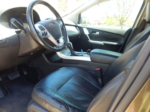 Used 2011 Ford Edge SEL w/ 202A Rapid Spec Order Code image 9