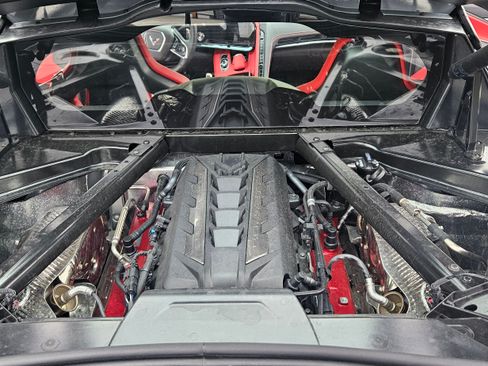 Used 2024 Chevrolet Corvette Stingray Preferred Cpe w/ Stealth Interior Trim Package image 14