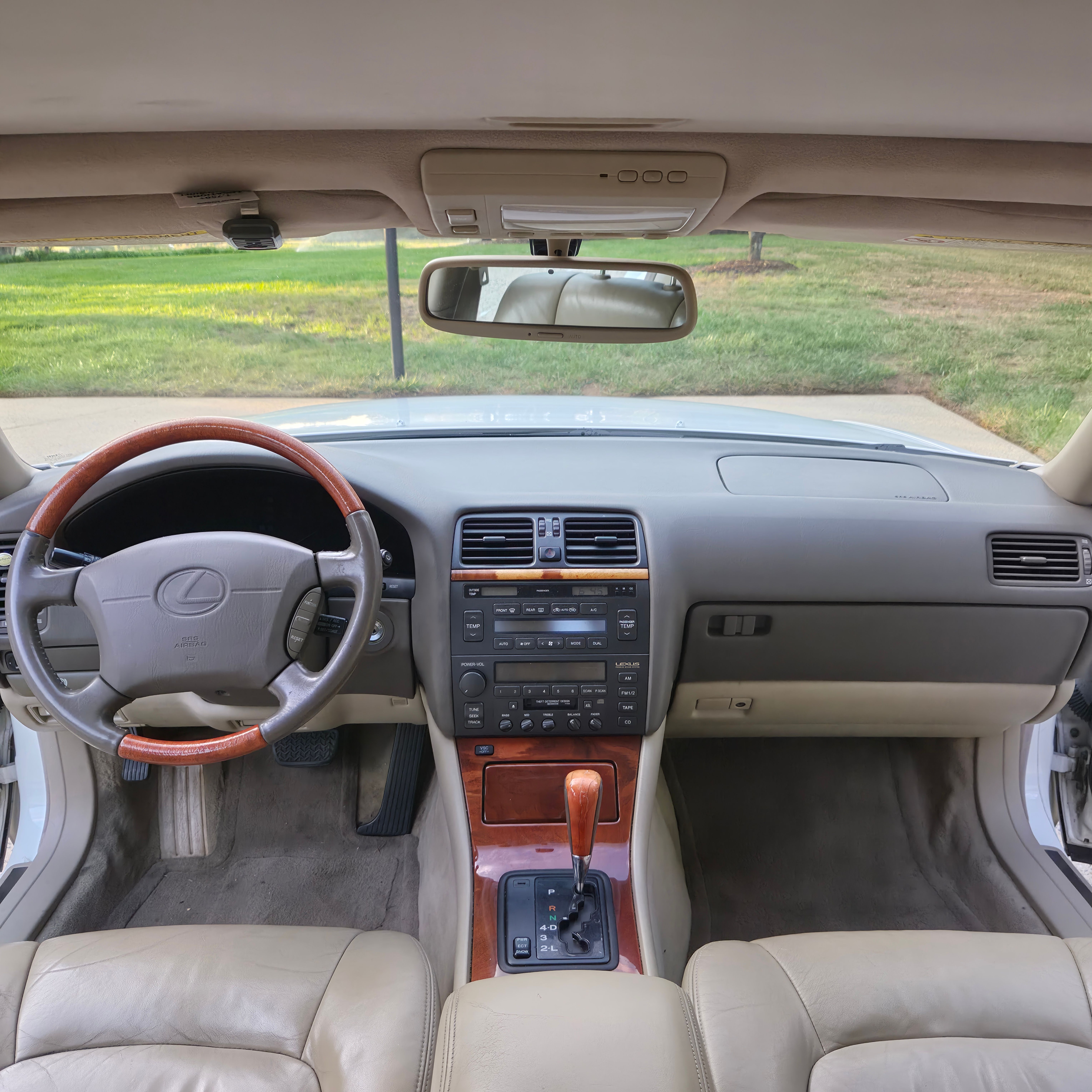 Used 1998 Lexus LS 400 RWD image 22