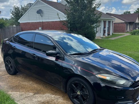 Used 2015 Dodge Dart SXT FWD image 4