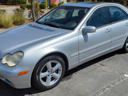 Used 2004 Mercedes-Benz C 240 C 240 Sedan 4D image 1