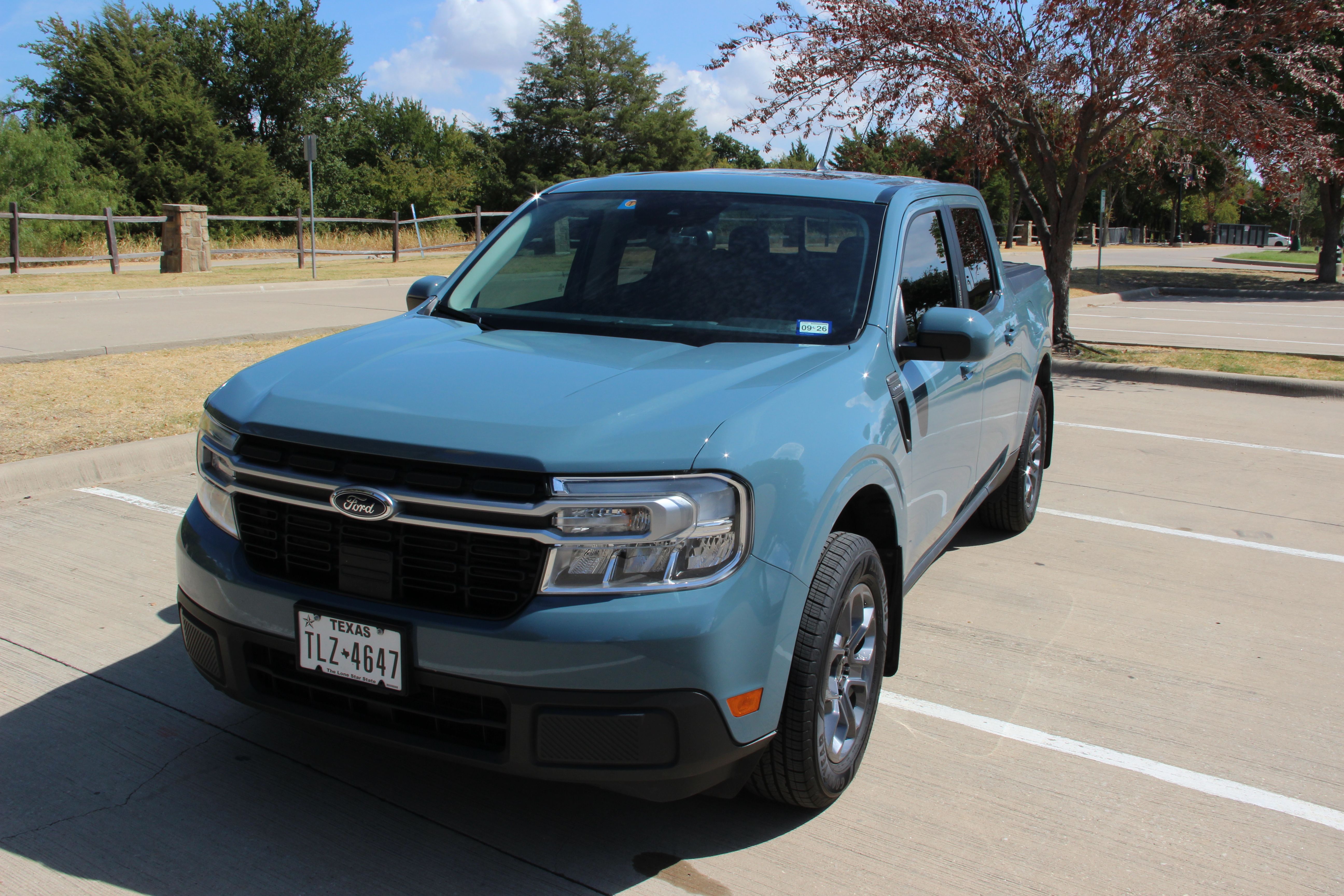 Used 2023 Ford Maverick Lariat w/ Lariat Luxury Package FWD image 4