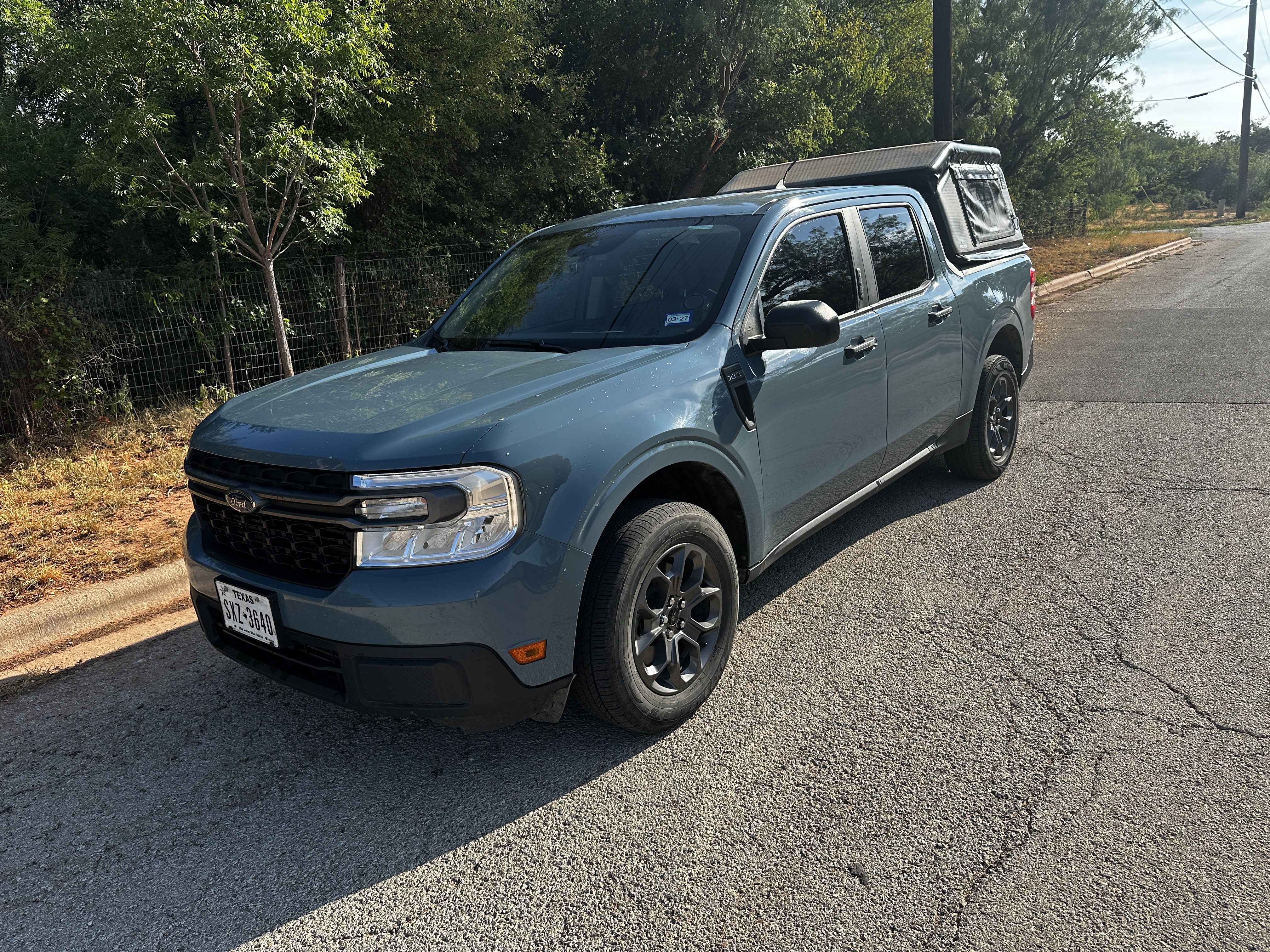 Used 2023 Ford Maverick XLT FWD image 1