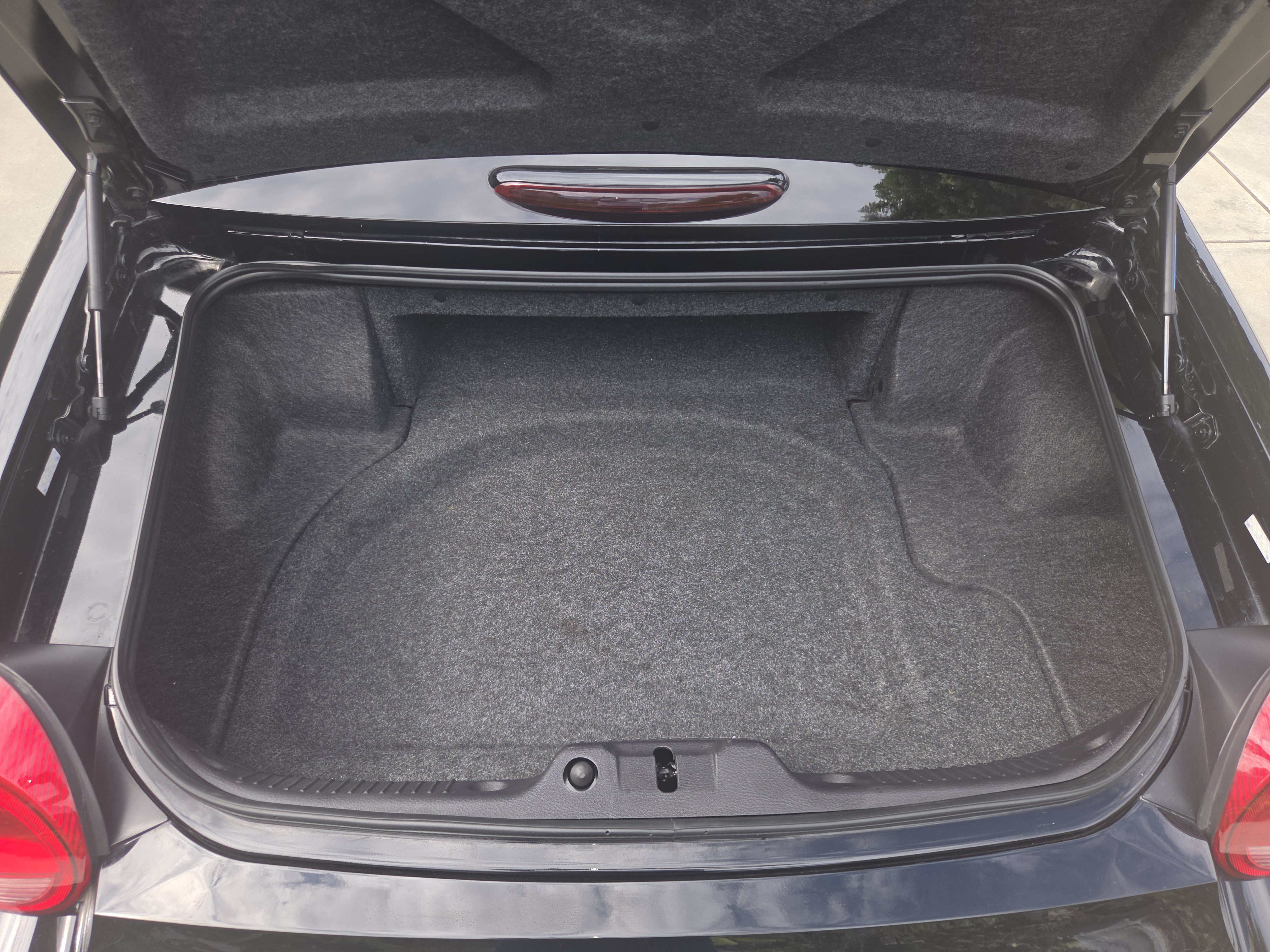 Used 2003 Ford Thunderbird RWD image 13