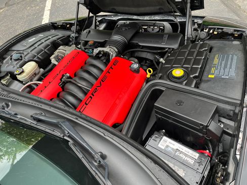 Used 2001 Chevrolet Corvette Z06 w/ Memory Pkg image 29