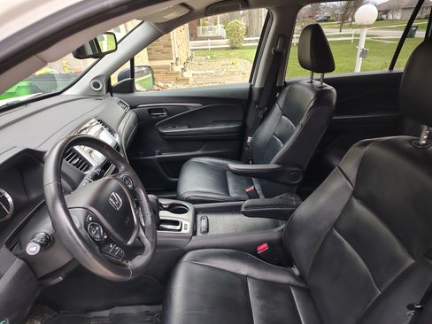 Used 2017 Honda Pilot EX-L image 11