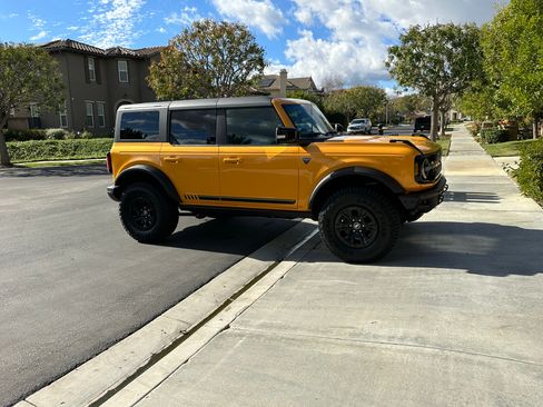 Used 2021 Ford Bronco First Edition image 5