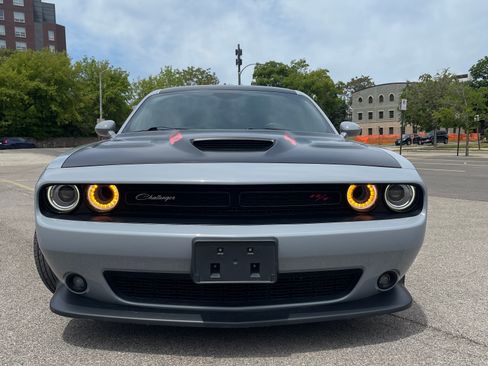 Used 2021 Dodge Challenger R/T Scat Pack w/ Plus Package RWD image 4