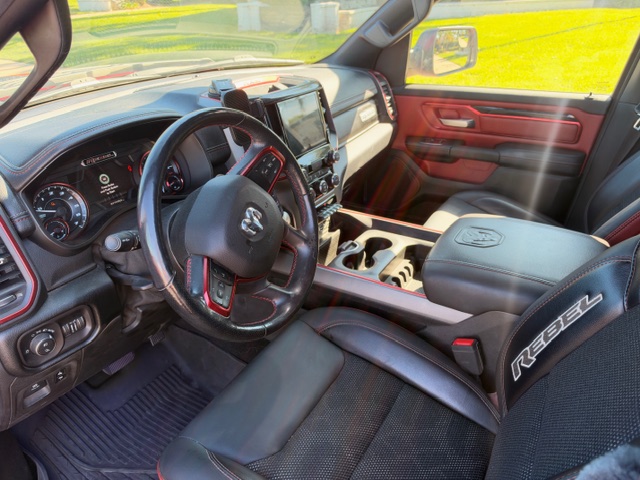 Used 2019 RAM 1500 Rebel w/ Rebel Level 2 Equipment Group AWD/4WD image 17