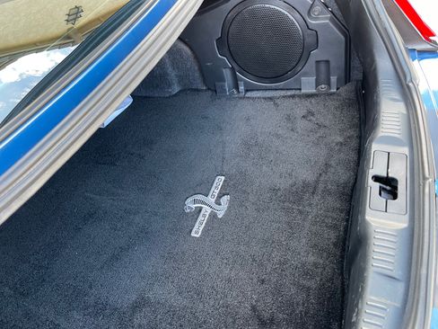 Used 2021 Ford Mustang Shelby GT500 w/ Technology Package image 13