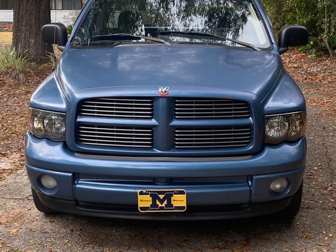 Used 2003 Dodge Ram 1500 Truck SLT image 2