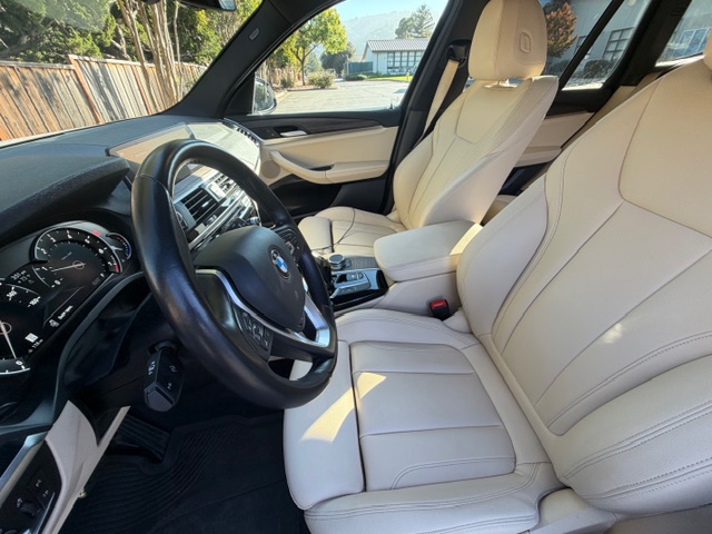Used 2018 BMW X3 xDrive30i w/ Premium Package AWD/4WD image 6