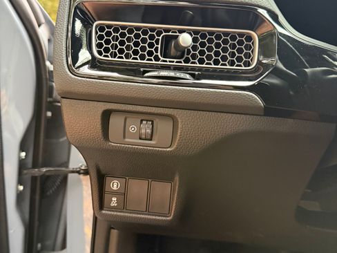 Used 2022 Honda Civic Sport image 17