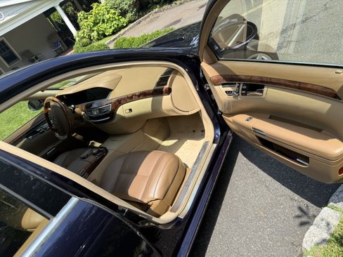 Used 2007 Mercedes-Benz S 550 image 2