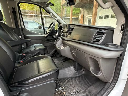 Used 2020 Ford Transit 250 Medium Roof RWD image 11