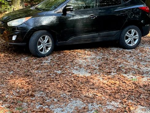 Used 2013 Hyundai Tucson GLS image 1