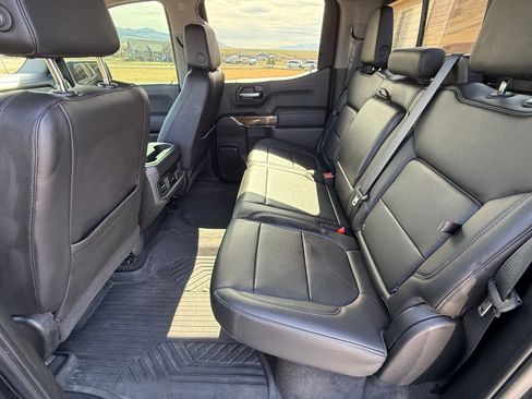 Used 2020 Chevrolet Silverado 1500 LT Trail Boss AWD/4WD image 8