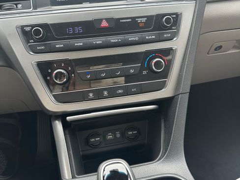 Used 2017 Hyundai Sonata ECO image 14