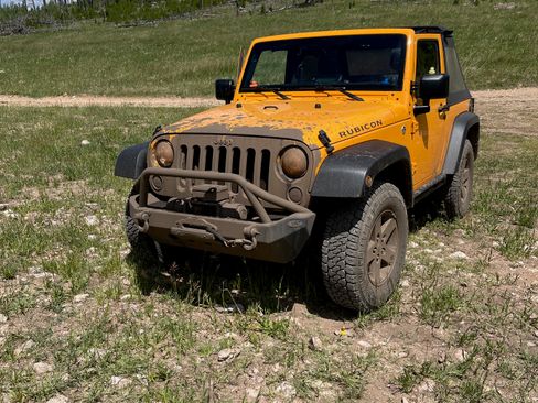 Used 2012 Jeep Wrangler Rubicon w/ PWR Convenience Group image 2