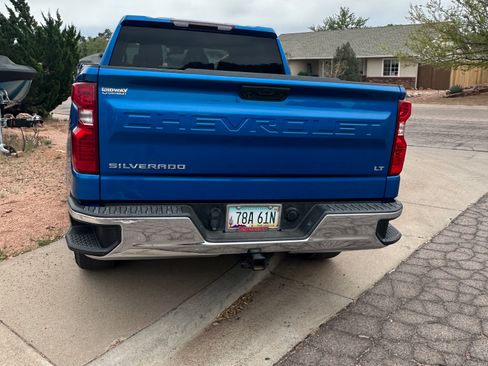 Used 2023 Chevrolet Silverado 1500 LT AWD/4WD image 4