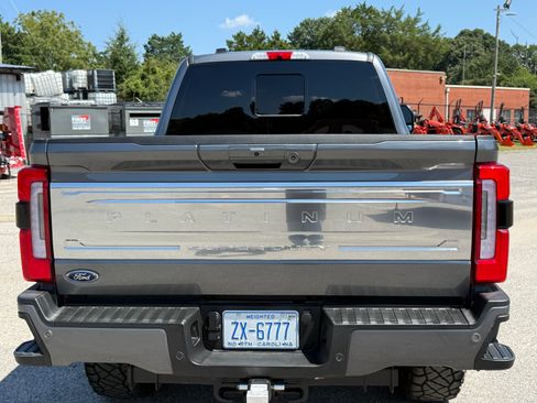 Used 2025 Ford F350 Platinum w/ Platinum Plus Package AWD/4WD image 12