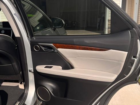 Used 2019 Lexus RX 350 AWD w/ Navigation Package image 15
