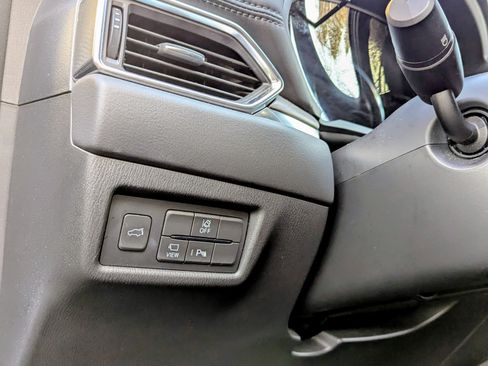 Used 2023 MAZDA CX-5 Signature image 17