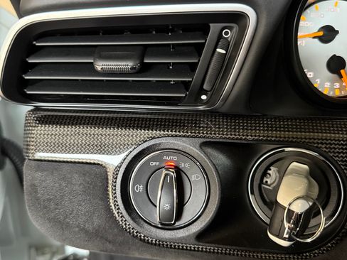 Used 2018 Porsche 911 GT3 image 30