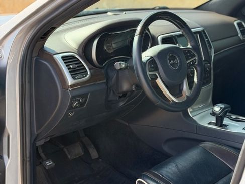 Used 2014 Jeep Grand Cherokee Overland w/ Advanced Technology Group image 1