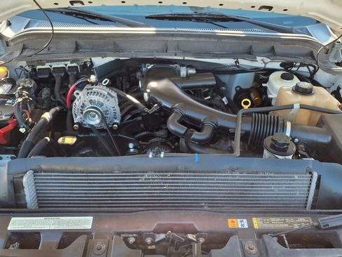 Used 2012 Ford F550 2WD Regular Cab Super Duty w/ PWR Equipment Group image 14