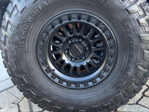 Used 2023 Ford F150 Raptor image 9