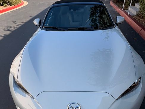 Used 2016 MAZDA MX-5 Miata Grand Touring RWD image 8