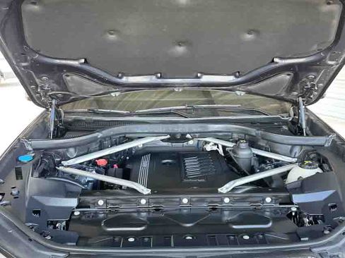 Used 2019 BMW X5 xDrive40i w/ Luxury Seating Package image 24