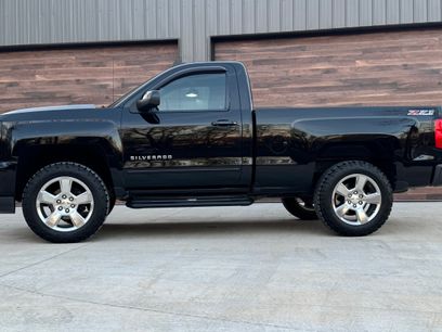 Used 2017 Chevrolet Silverado 1500 LT w/ LT Convenience Package