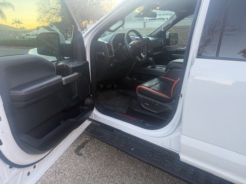 Used 2017 Ford F150 Raptor w/ Equipment Group 802A Luxury image 10