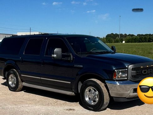 Used 2002 Ford Excursion Limited RWD image 1