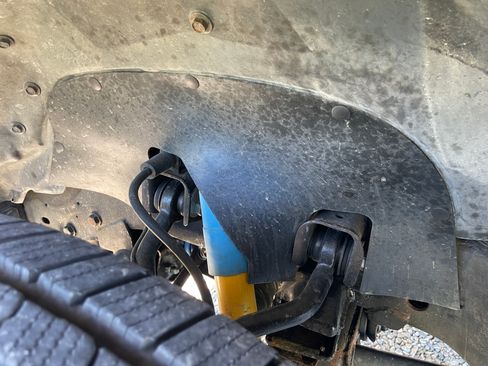 Used 1998 Chevrolet Silverado 1500 4x4 Extended Cab w/ Preferred Equipment Group 2 image 19