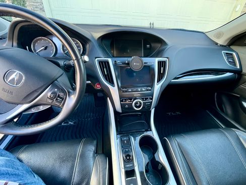 Used 2020 Acura TLX V6 SH-AWD w/ Technology Pkg image 9