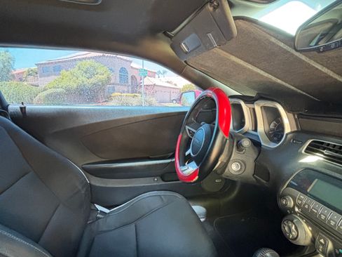 Used 2010 Chevrolet Camaro LT w/ White Stripe Package RWD image 6