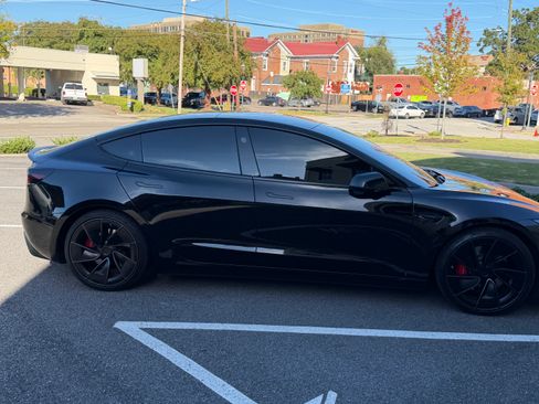 Used 2024 Tesla Model 3 Performance image 2