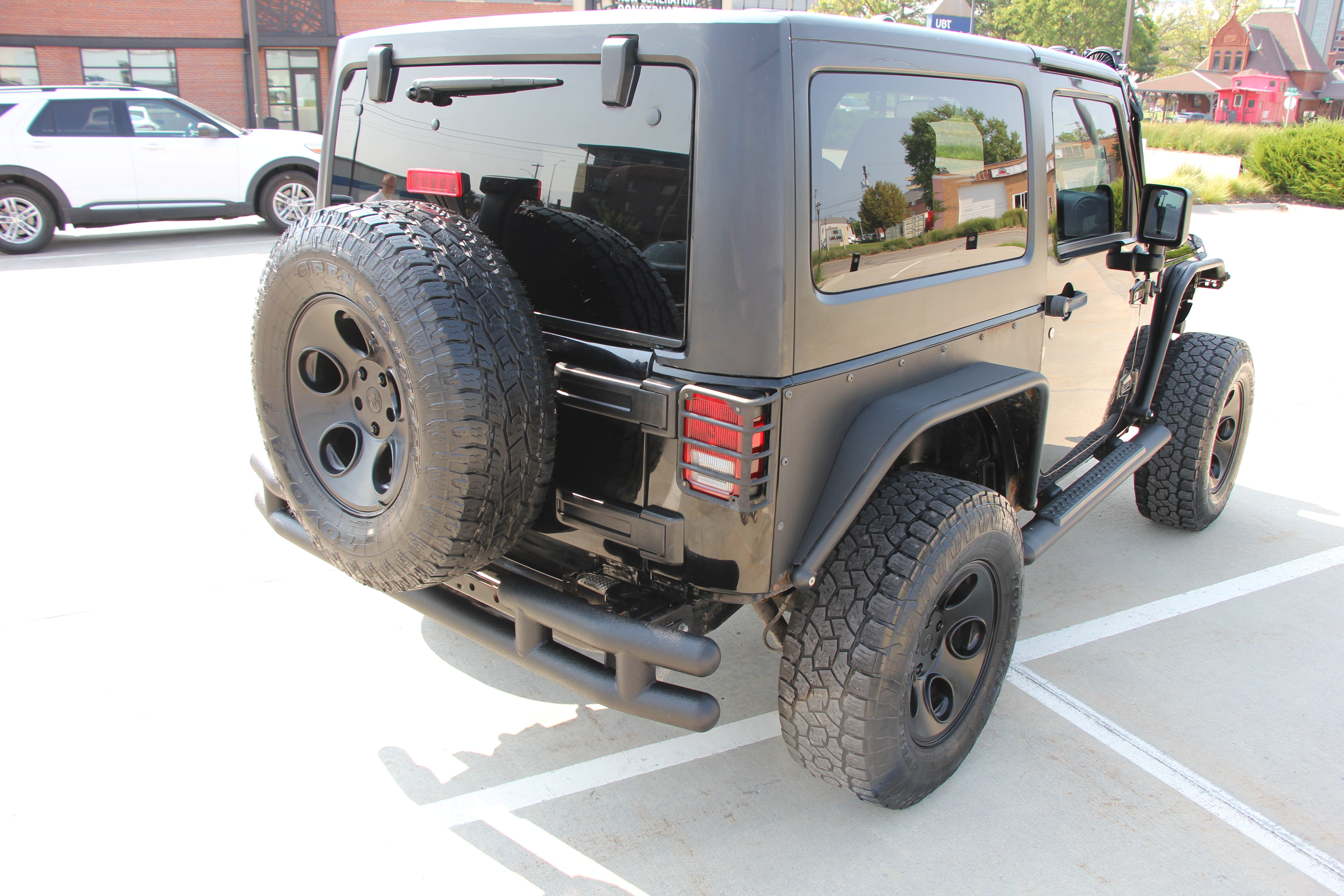 Used 2013 Jeep Wrangler Sport AWD/4WD image 18
