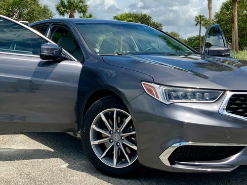 Used 2019 Acura TLX w/ Technology Package image 11