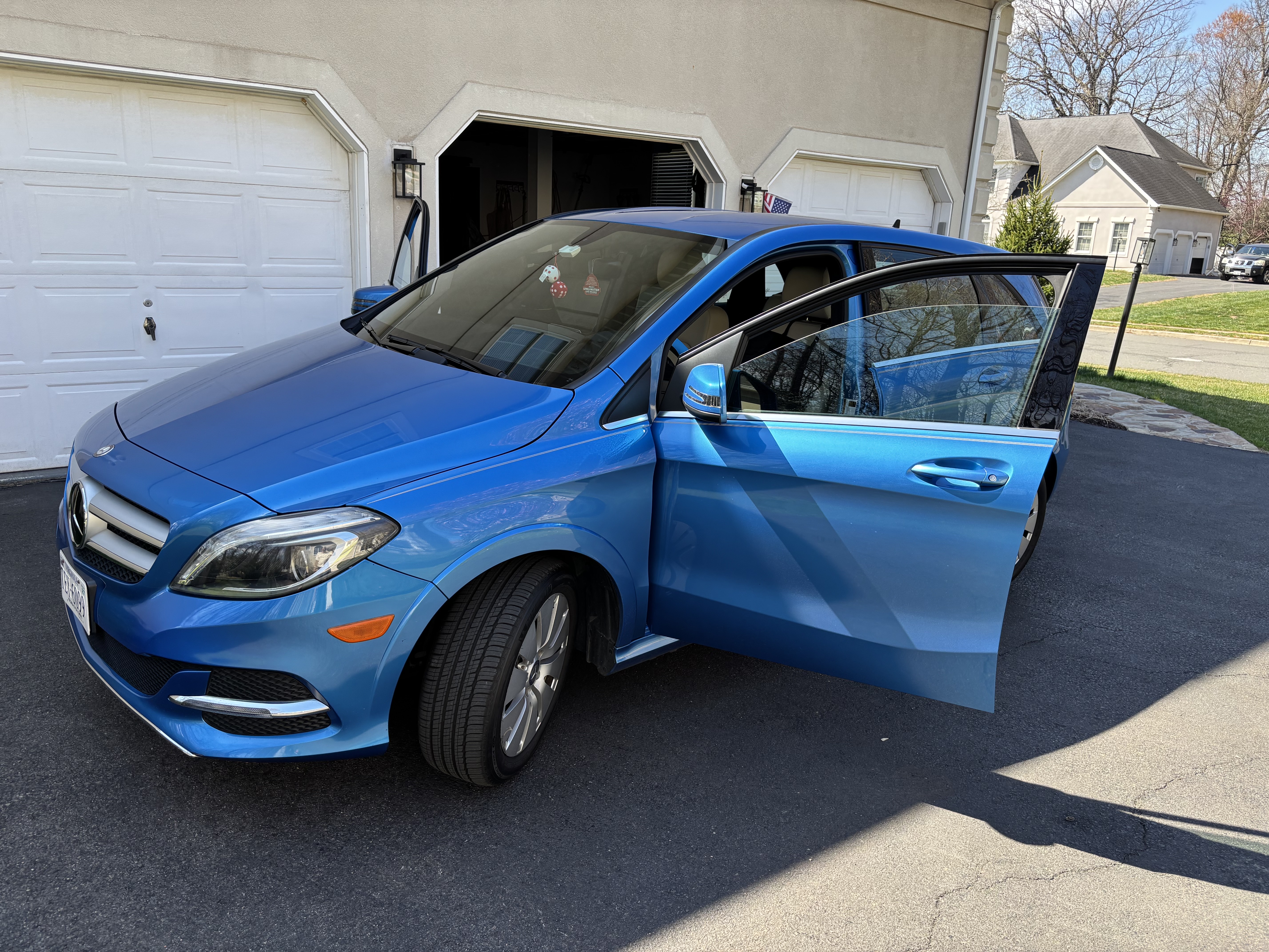 Used 2014 Mercedes-Benz B 250e image 4